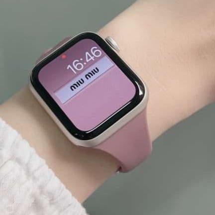 アップルウォッチバンド 柔らか質感シリコン製スポーツバンド