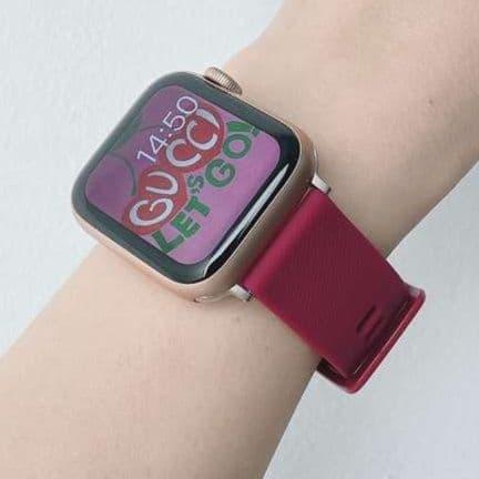 アップルウォッチバンド 通気性抜群シリコン製スポーツバンド