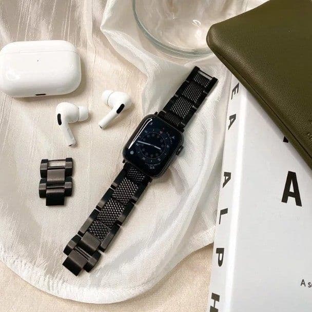 アップルウォッチバンドチタン 高級感あふれる多様なメタルバンド