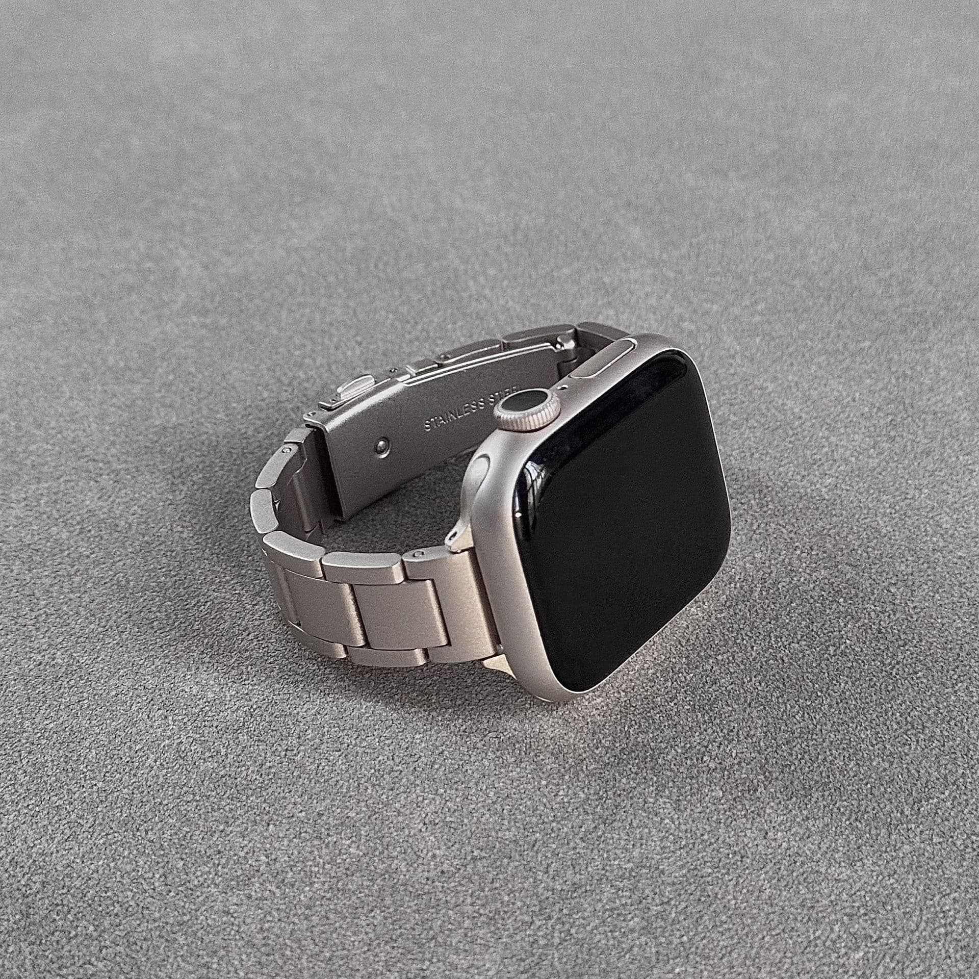 アップルウォッチバンド ステンレス メタル 細身デザイン