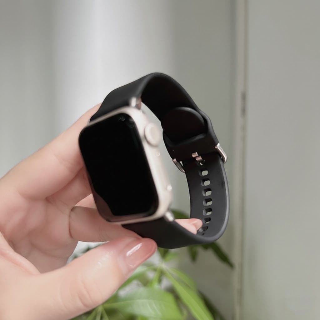 アップルウォッチバンドスポーツ シンプル上品な滑らかシリコンバンド