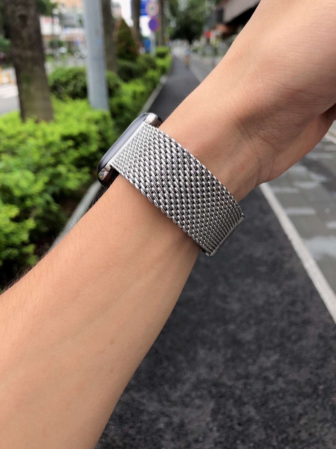 アップルウォッチバンド メッシュ編み込みステンレスバンド
