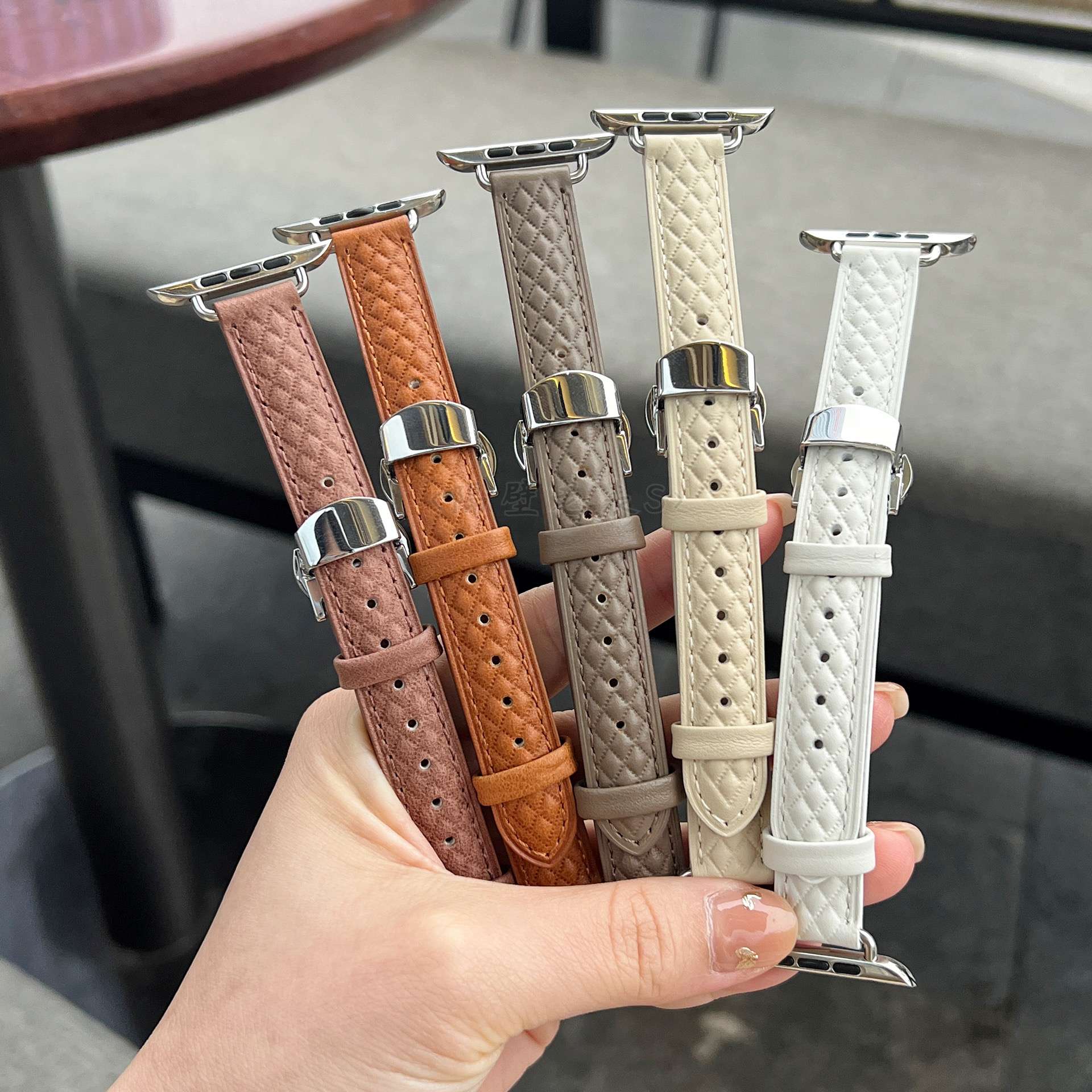 アップルウォッチバンド CELINE キルティングレザーバンド