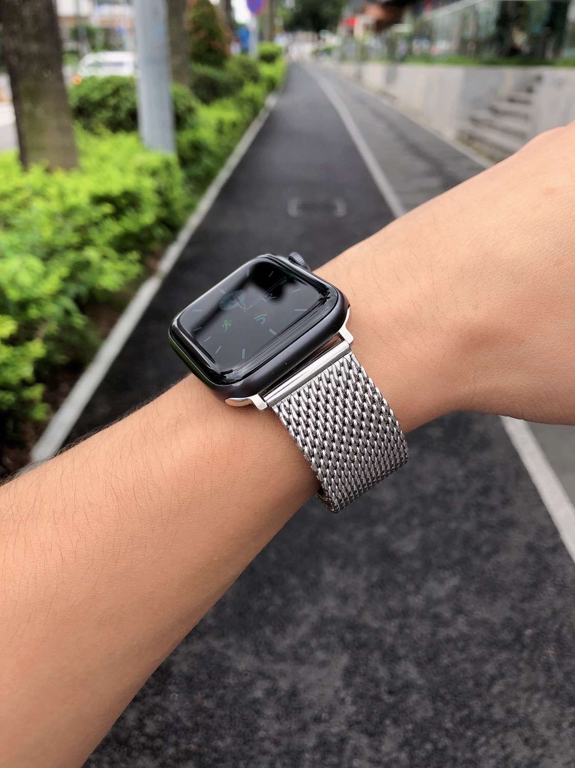 アップルウォッチバンド メッシュ編み込みステンレスバンド
