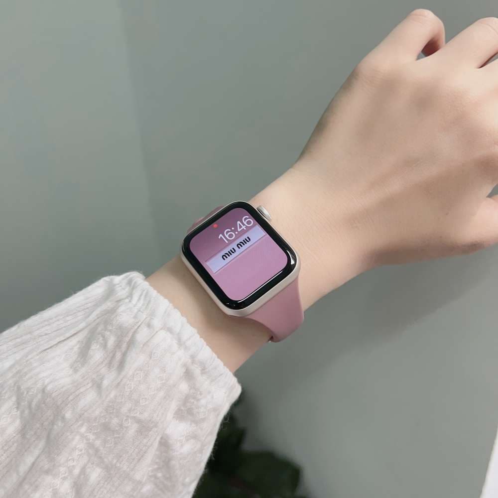 アップルウォッチバンド スポーツバンドシリコン製時計ストラップ