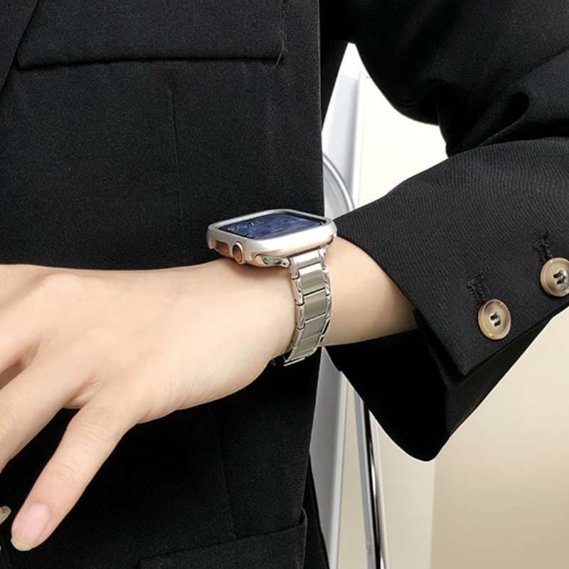 アップルウォッチバンド 高級感溢れる三連ステンレスリンクバンド