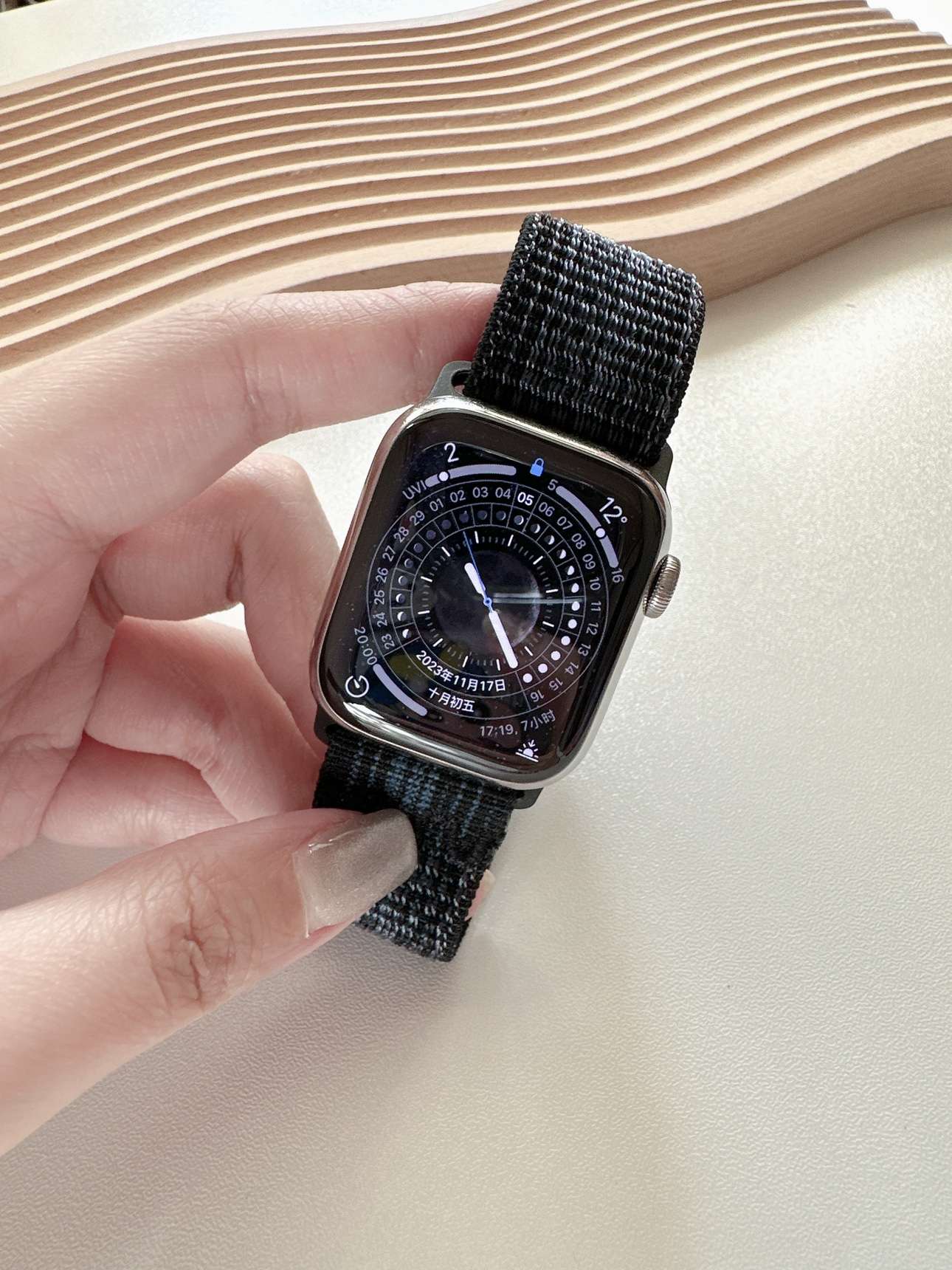 アップルウォッチバンド パステルグラデーション ソロループ