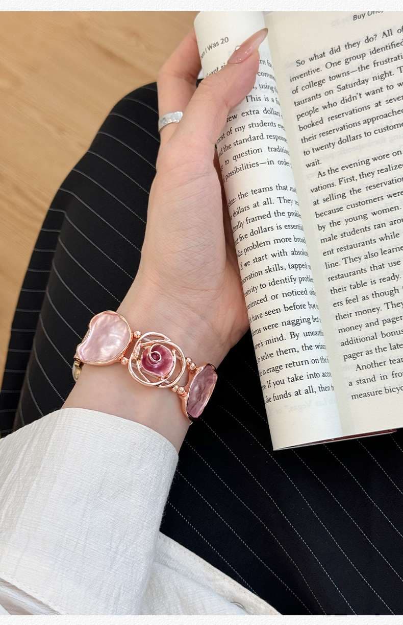 アップルウォッチバンド 高級感漂うローズクリスタルスマートウォッチバンド