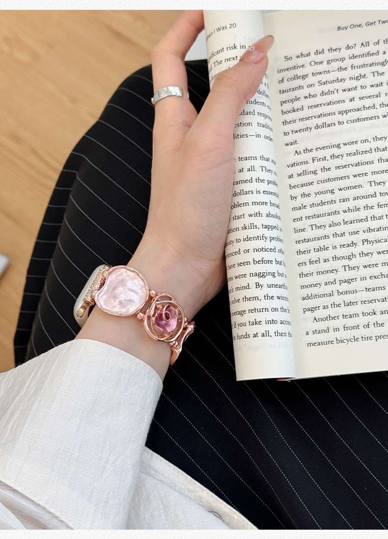 アップルウォッチバンド 高級感漂うローズクリスタルスマートウォッチバンド