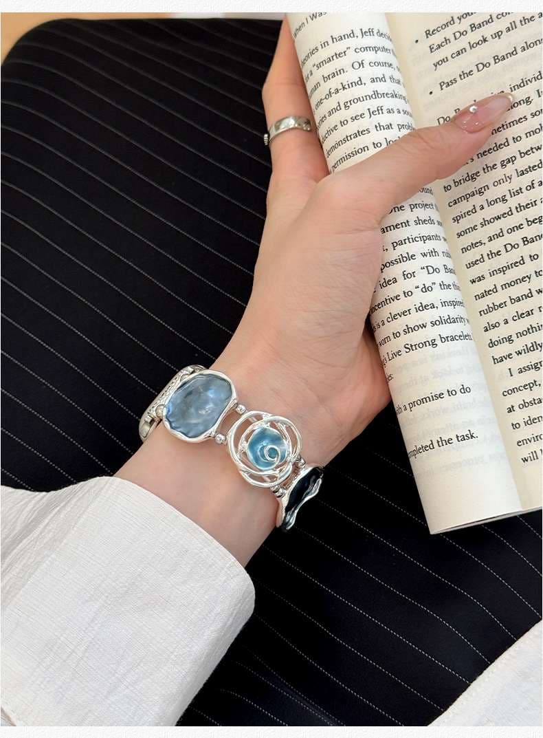 アップルウォッチバンド 高級感漂うローズクリスタルスマートウォッチバンド